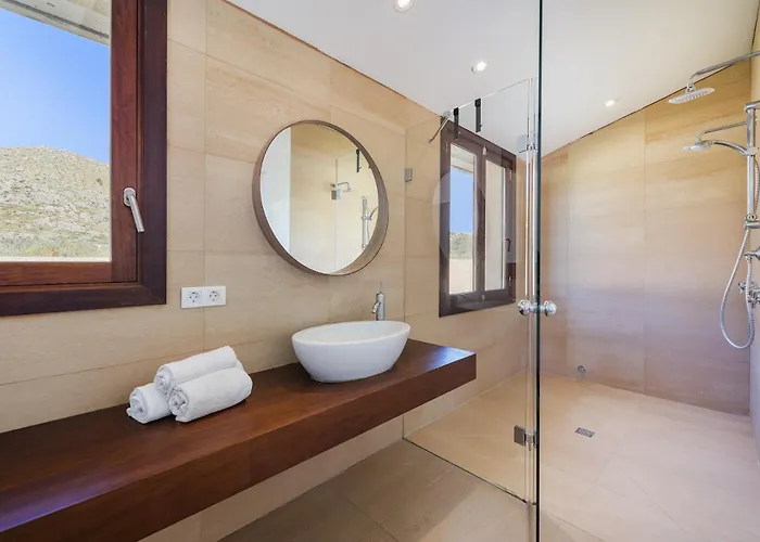 Вілла Vinya Iii